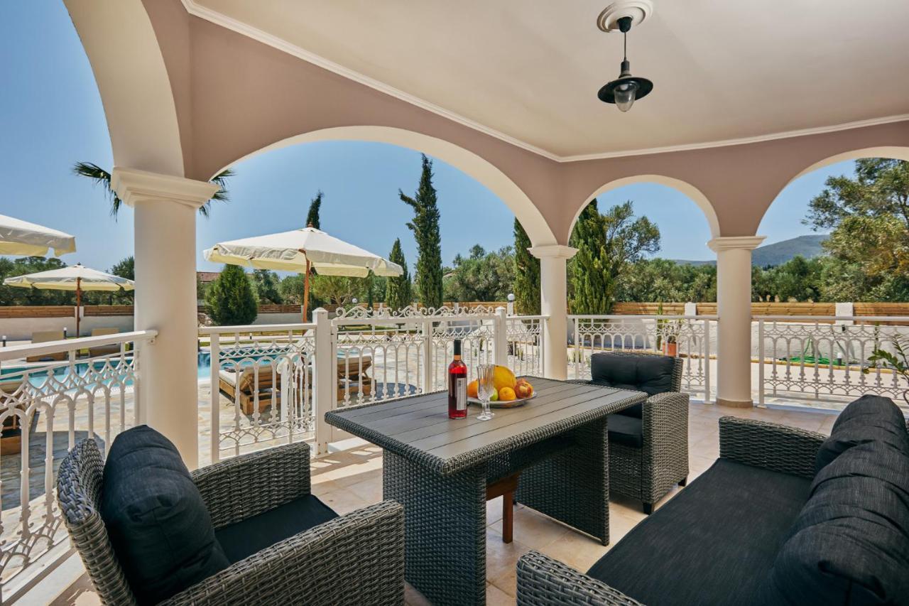 Villa Lagini Laganas Bagian luar foto
