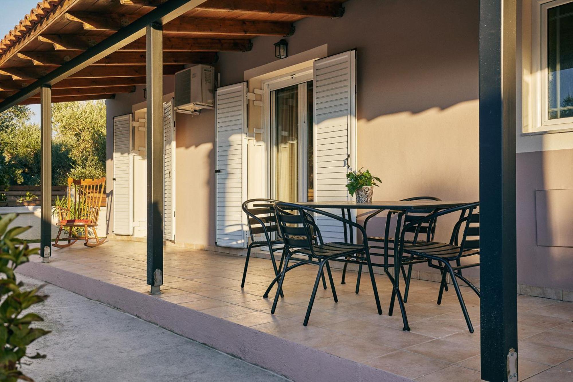 Villa Lagini Laganas Bagian luar foto